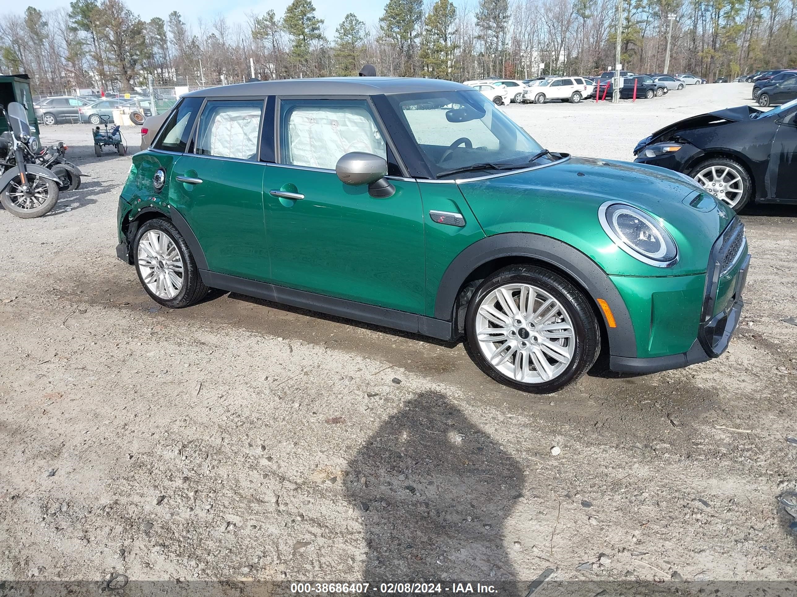 MINI HARD TOP 2024 wmw53dk07r2u62166