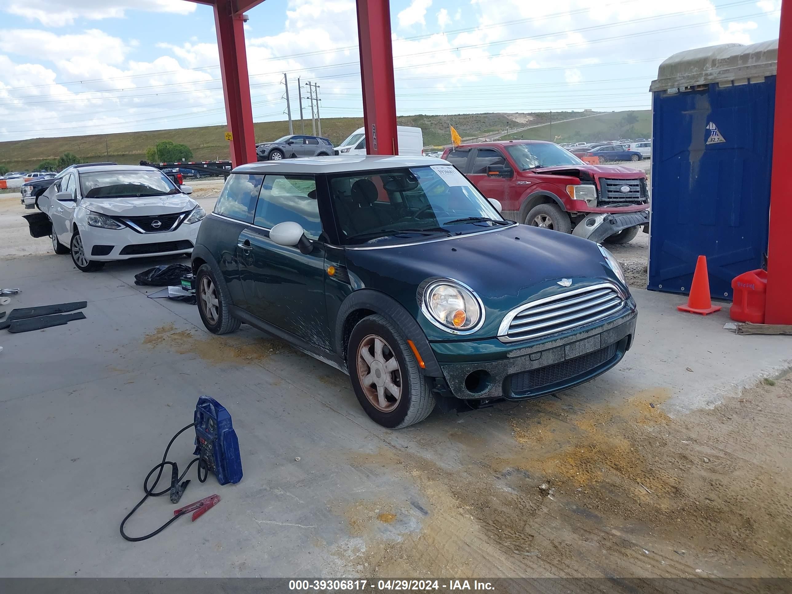 MINI COOPER 2007 wmwmf33517tt51322