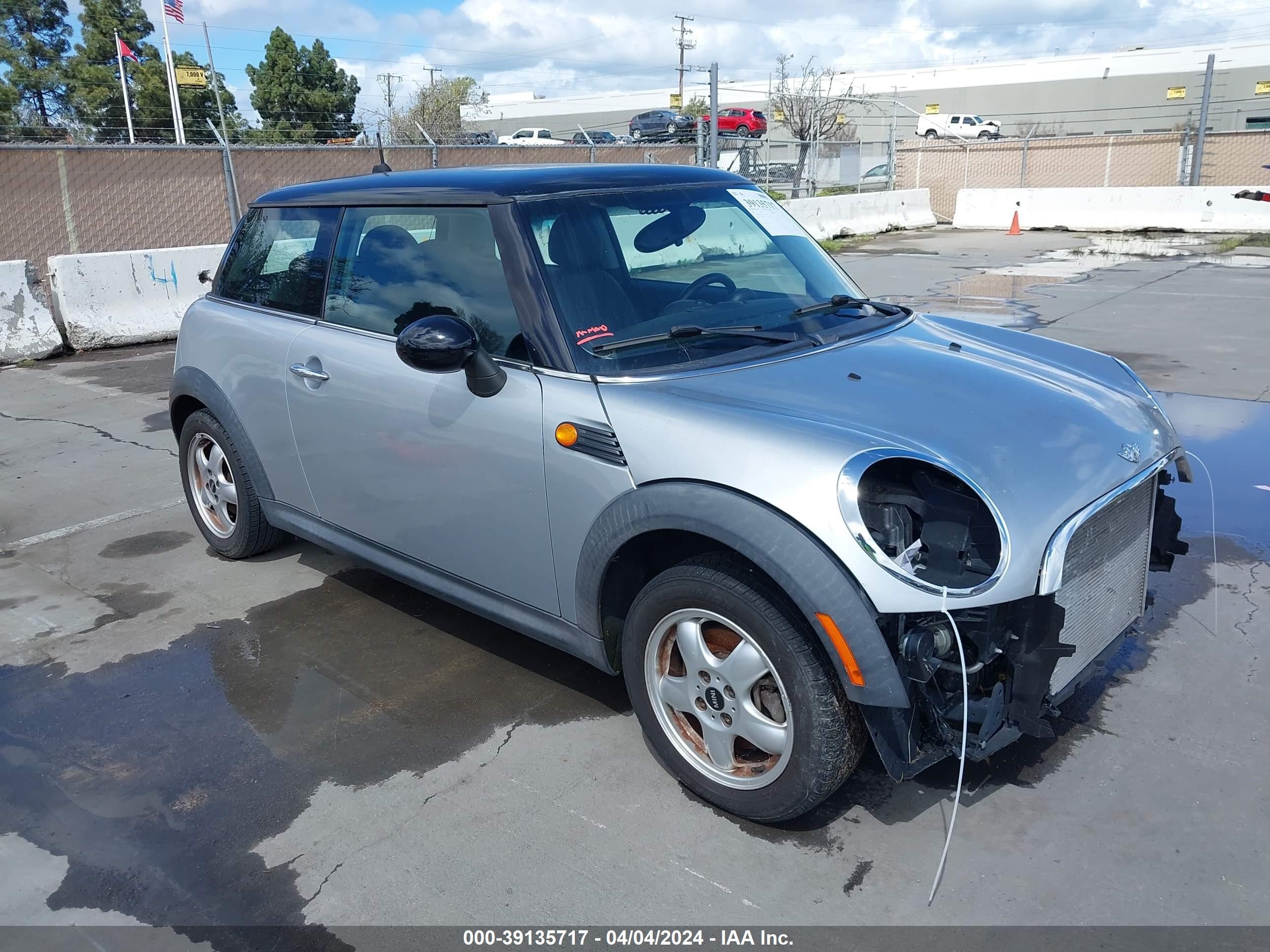 MINI COOPER 2007 wmwmf33527tt55461