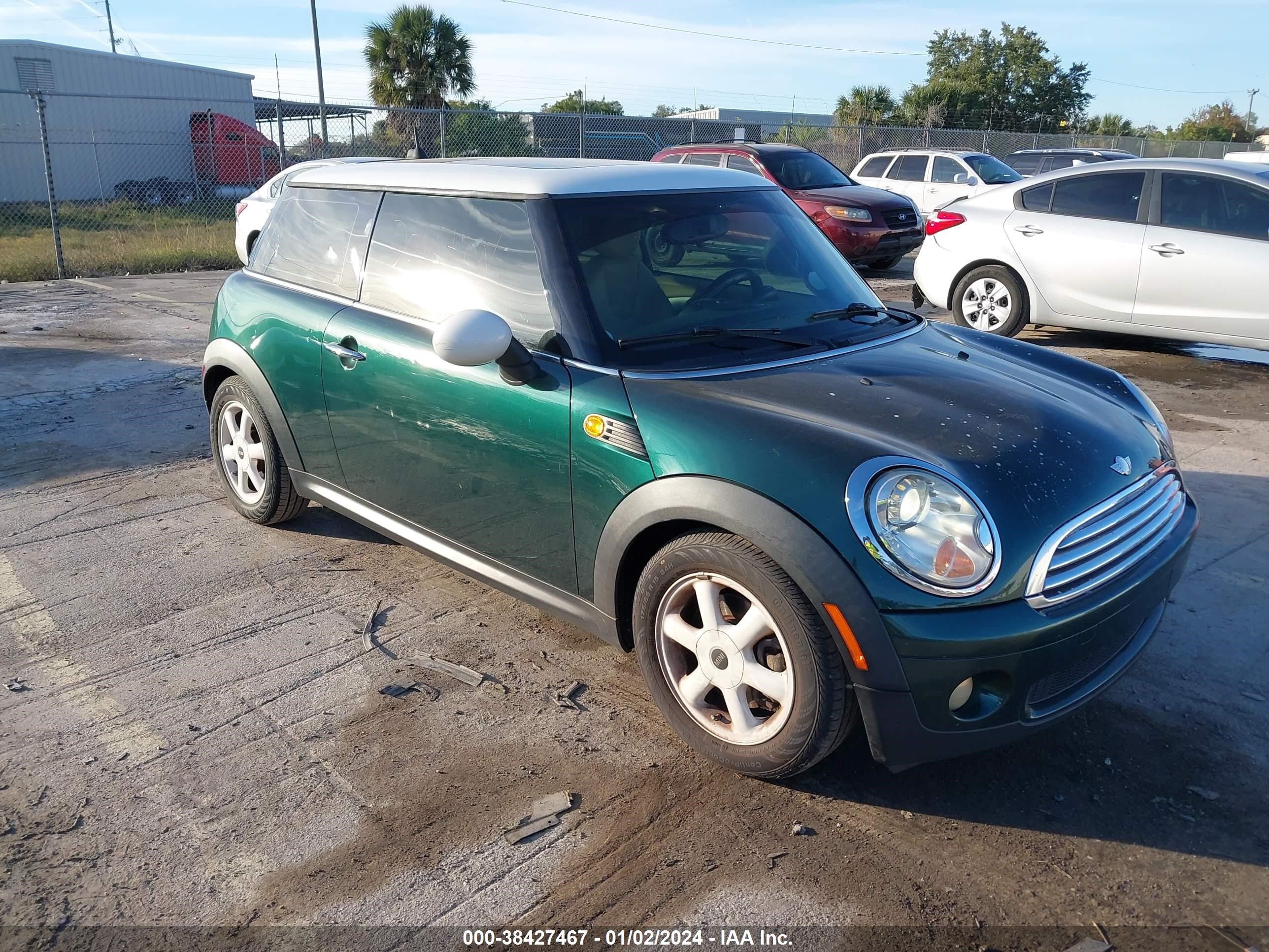 MINI COOPER 2008 wmwmf33528tu68652