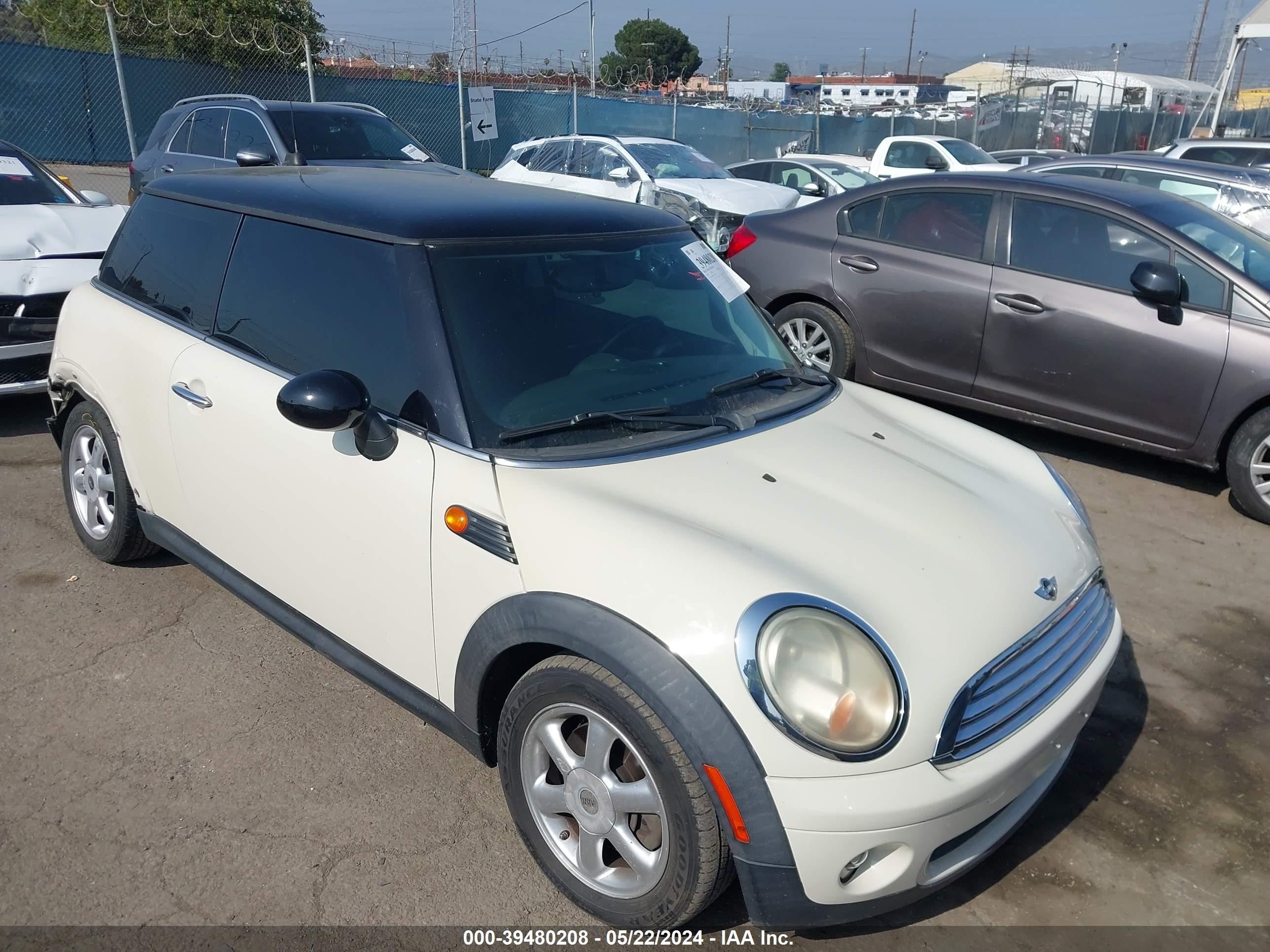 MINI COOPER 2008 wmwmf33558tt64446