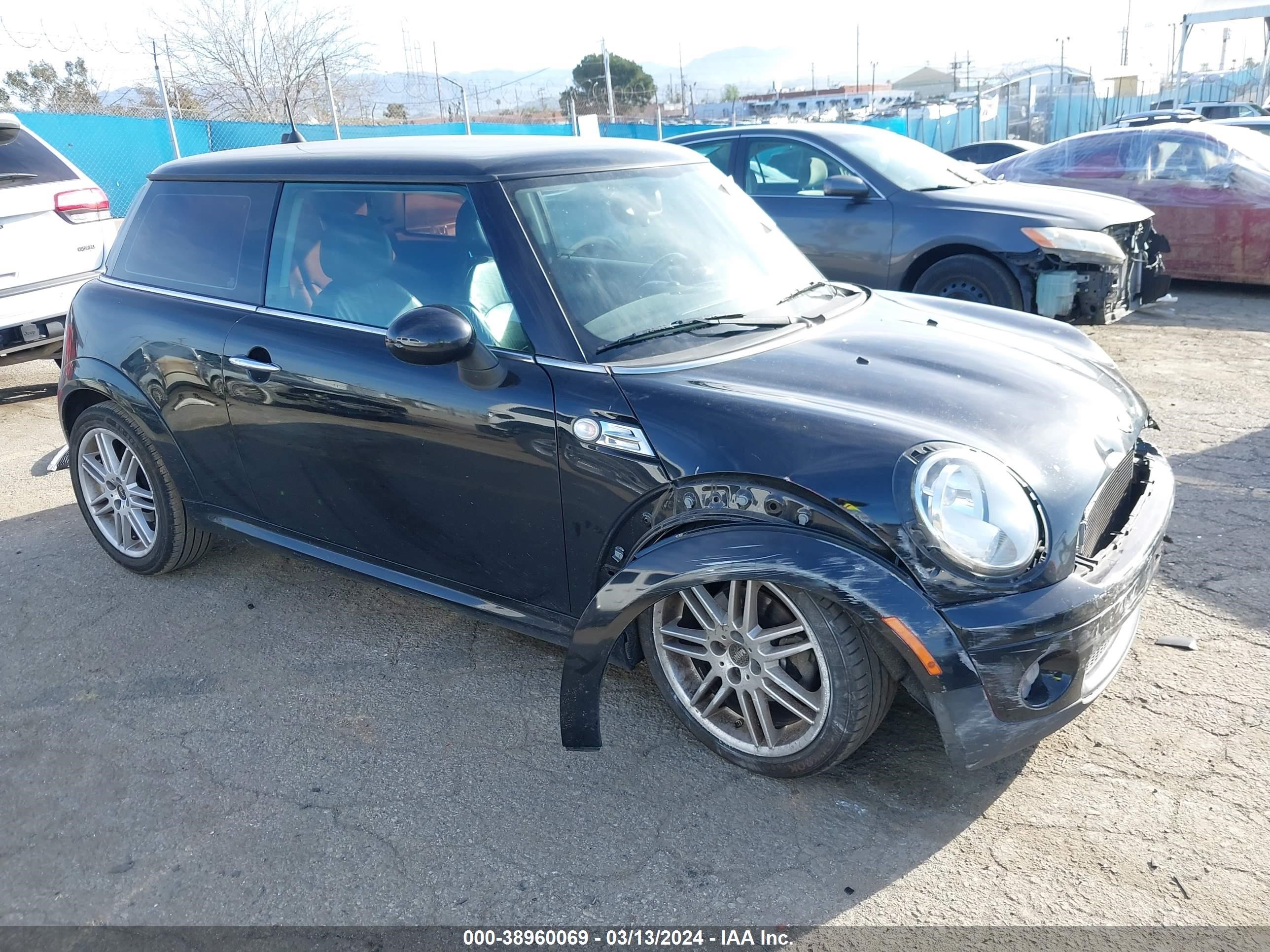 MINI COOPER 2009 wmwmf33599tu75034