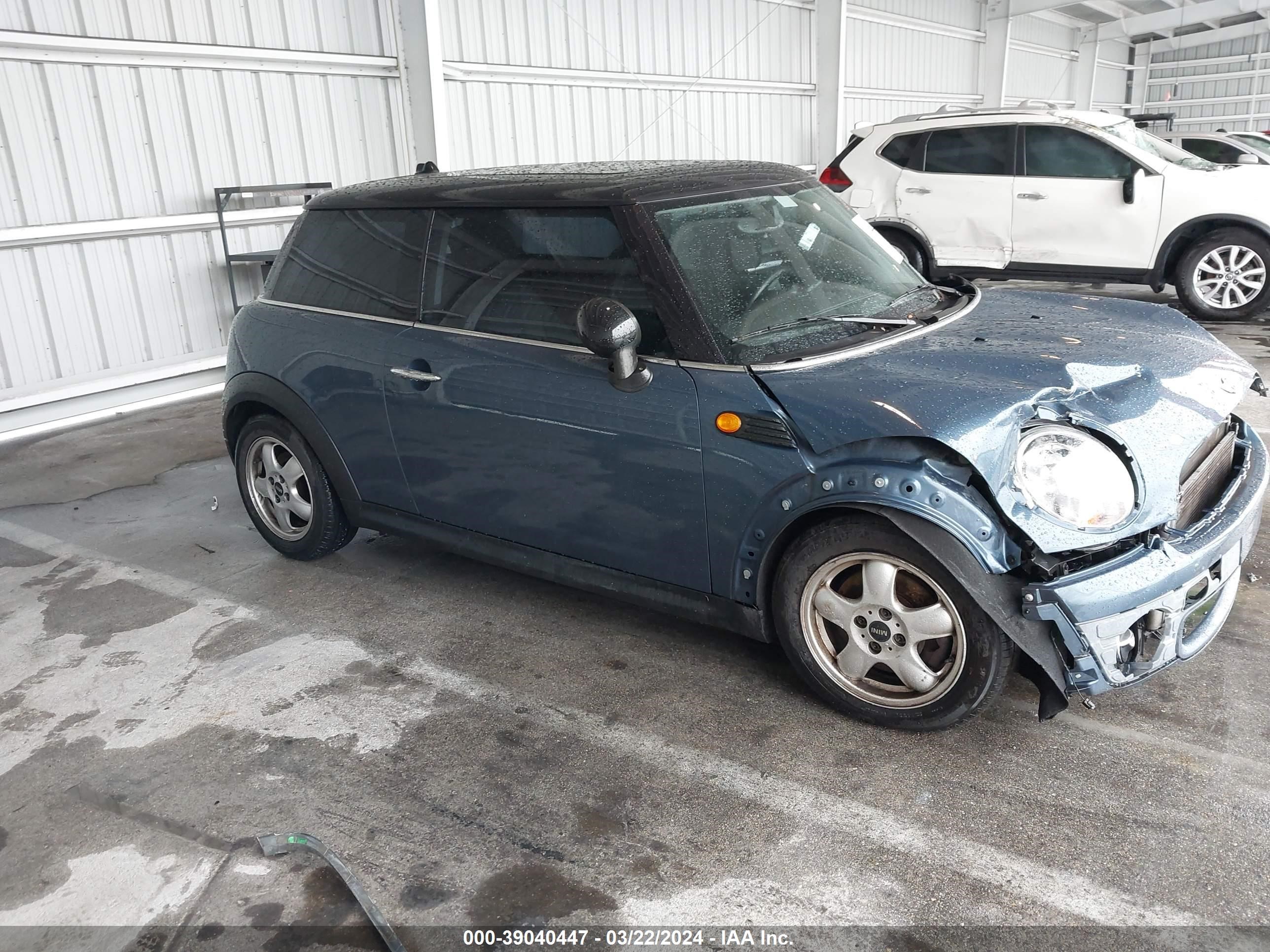 MINI COOPER 2010 wmwmf3c54atz62906