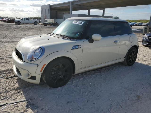 MINI COOPER 2010 wmwmf3c56atz24450