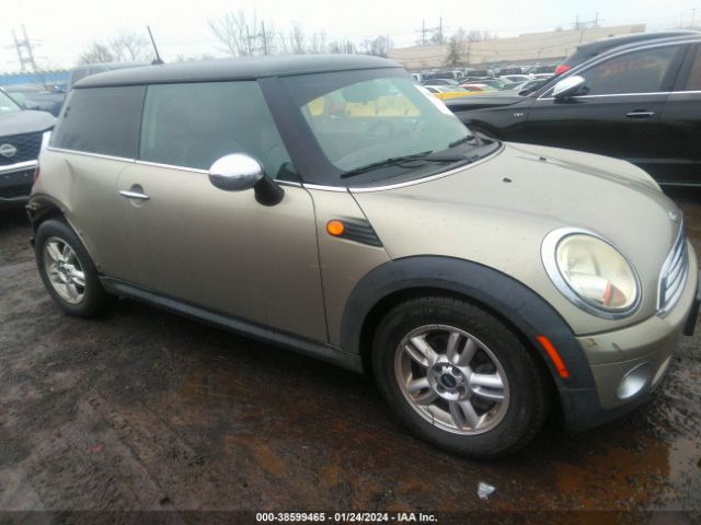 MINI COOPER 2010 wmwmf3c57atz26935