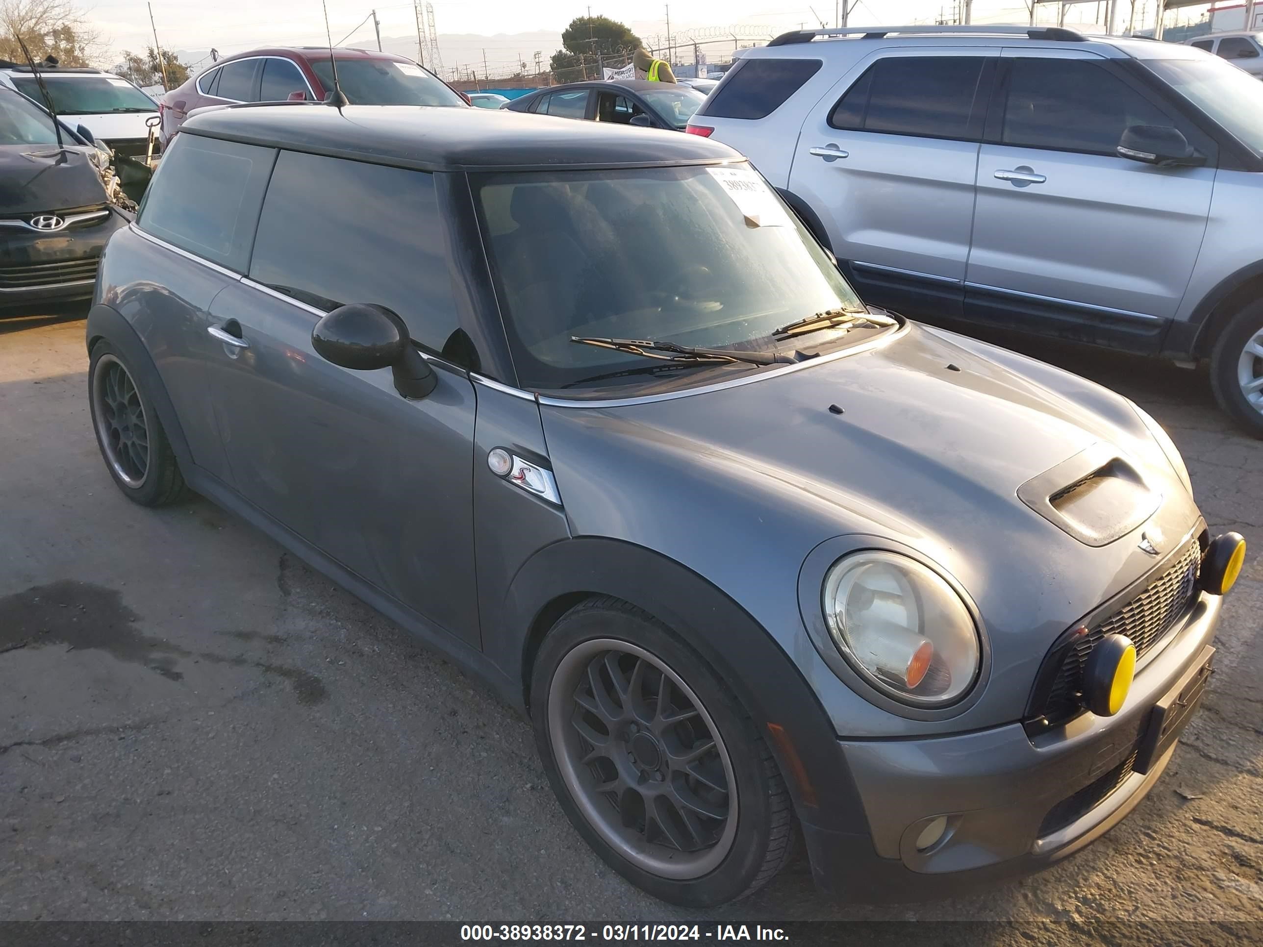 MINI COOPER 2007 wmwmf73577tt83991