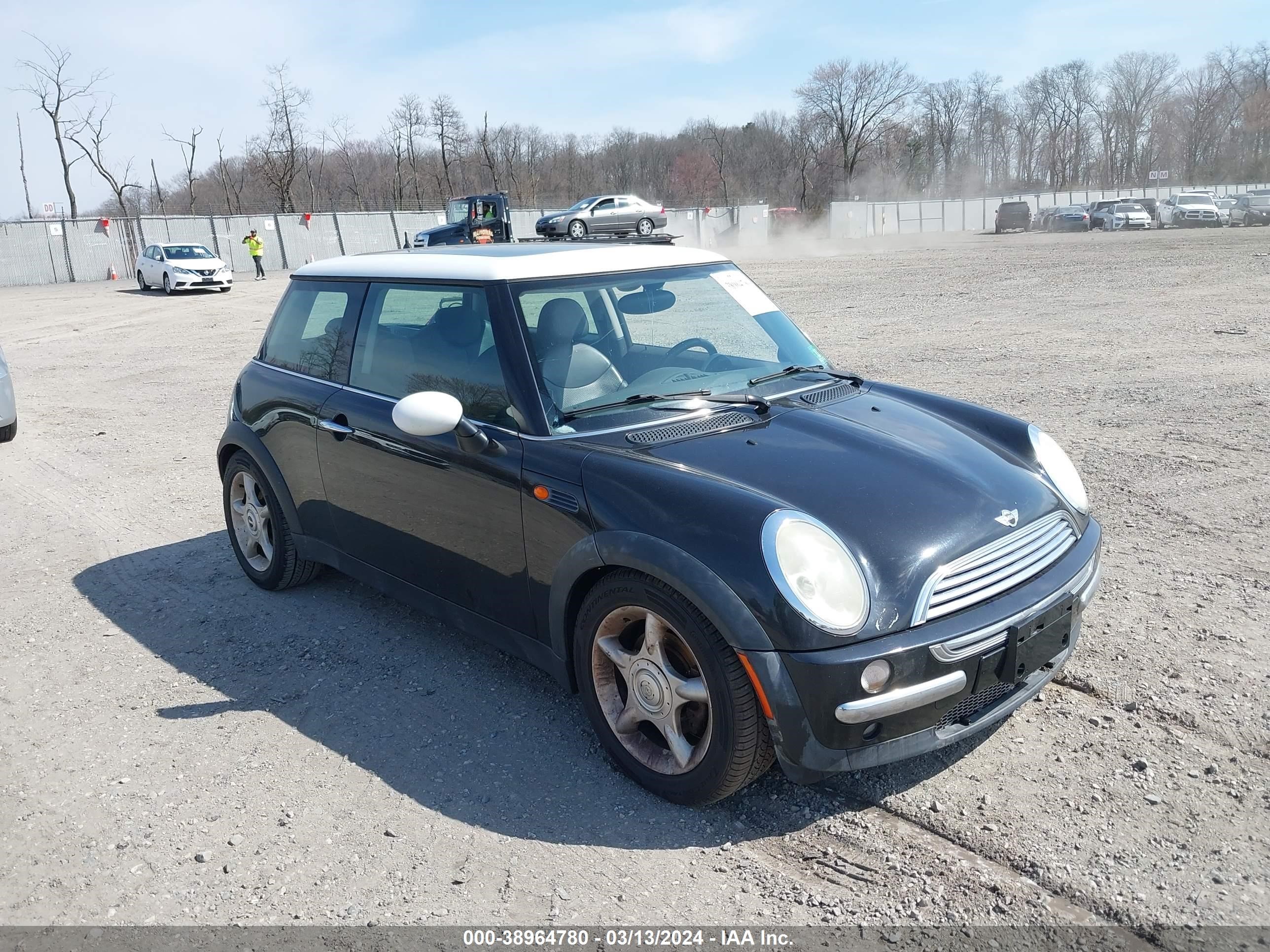 MINI COOPER 2003 wmwrc33423tj51856