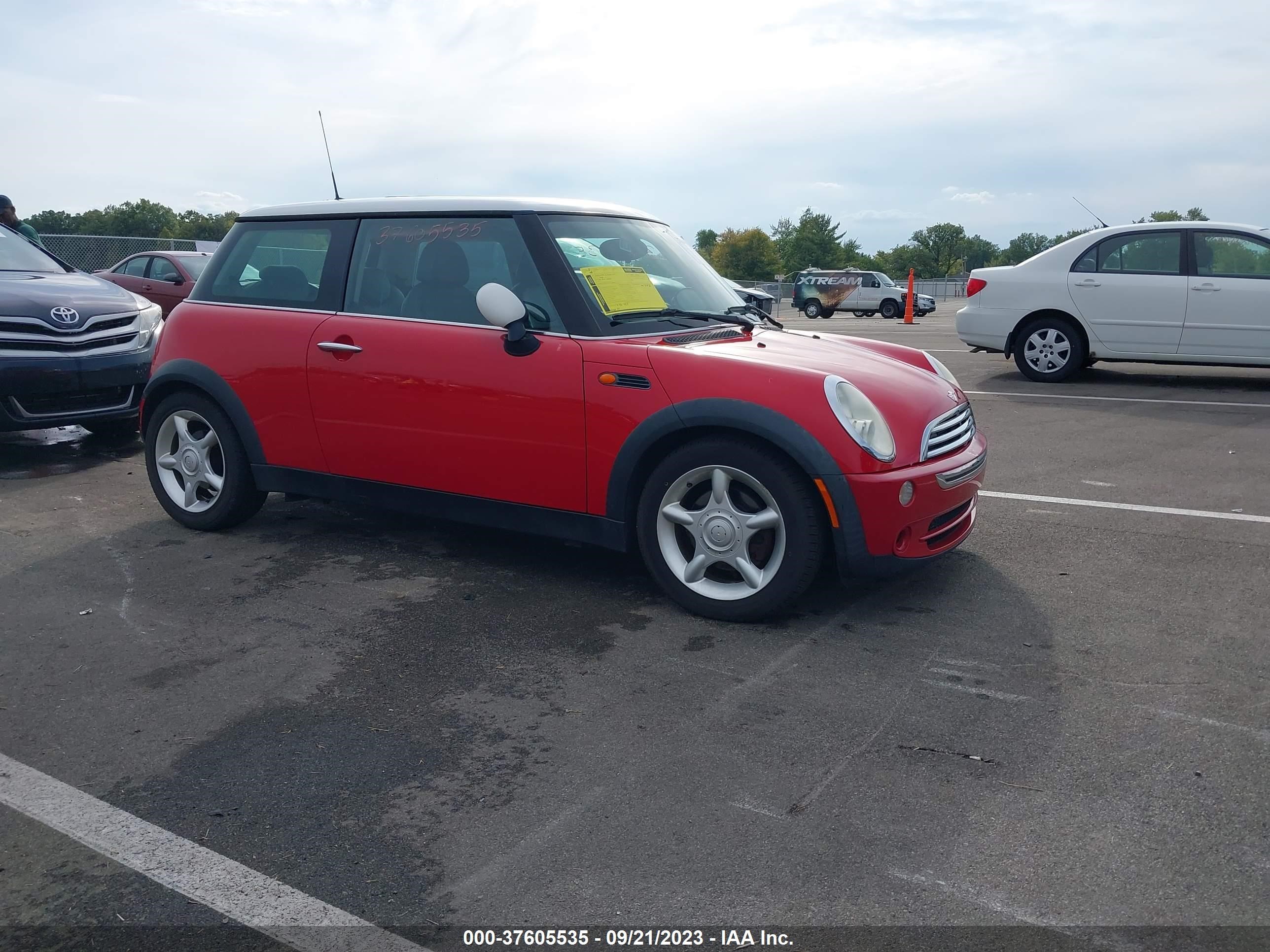 MINI COOPER 2006 wmwrc33526tj77600