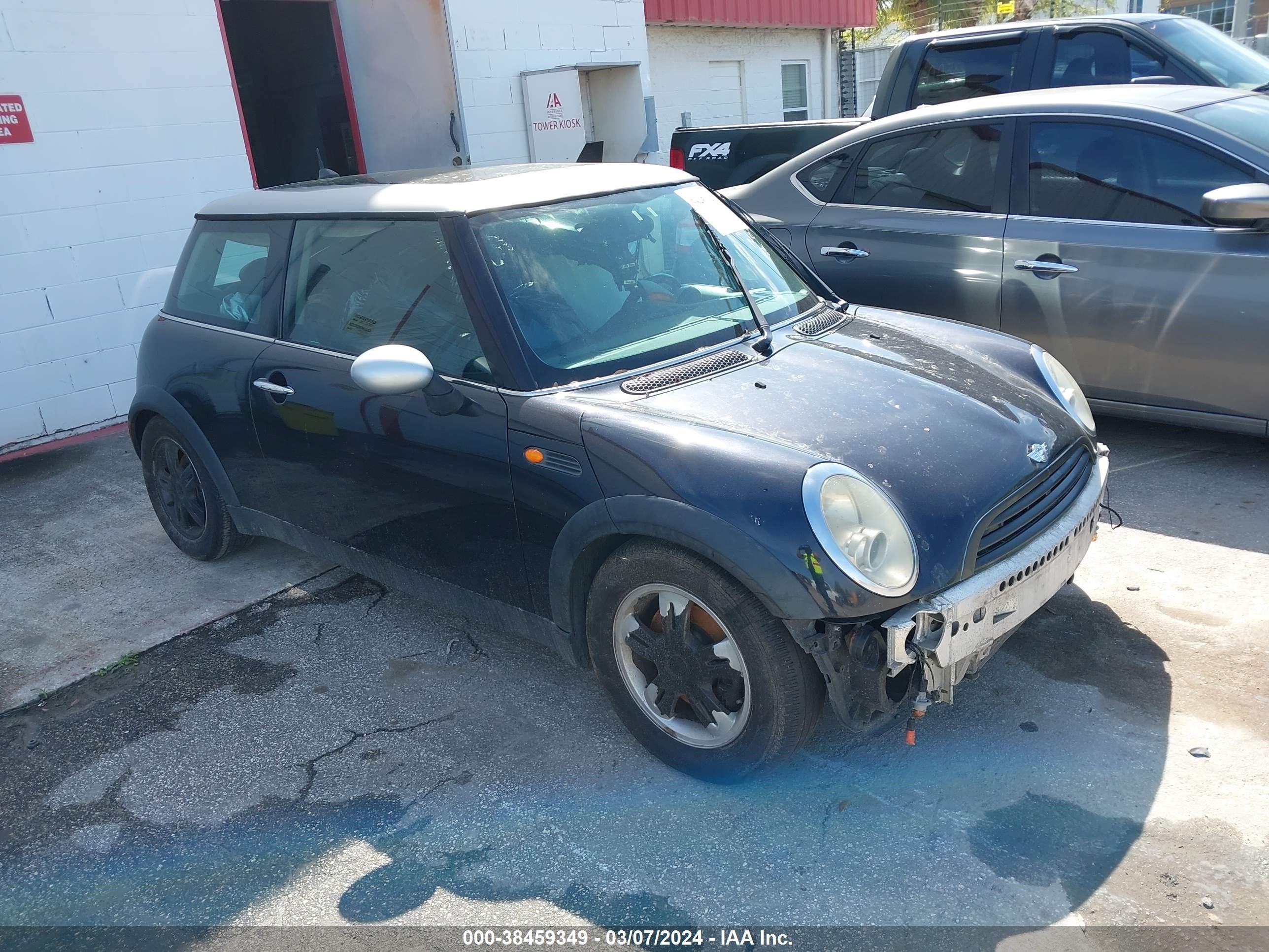 MINI COOPER 2006 wmwrc33546tk72434