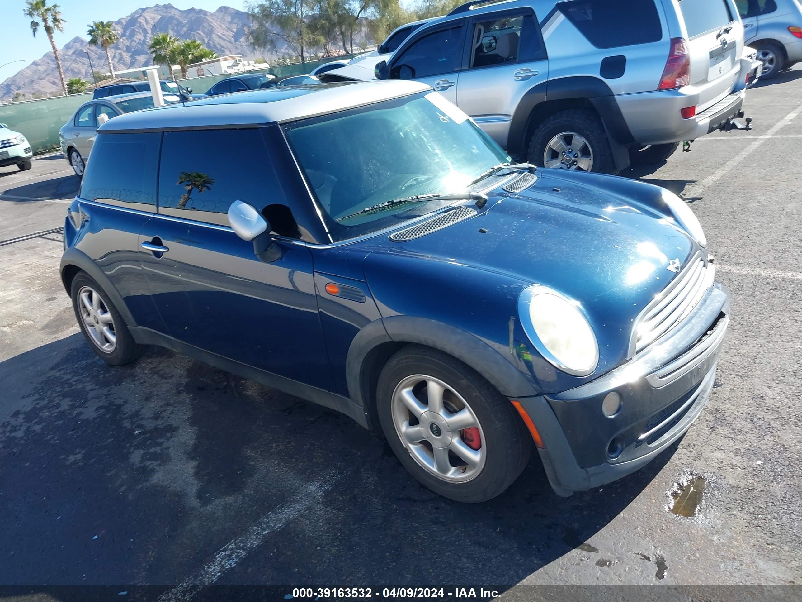 MINI COOPER 2006 wmwrc33576tk72315