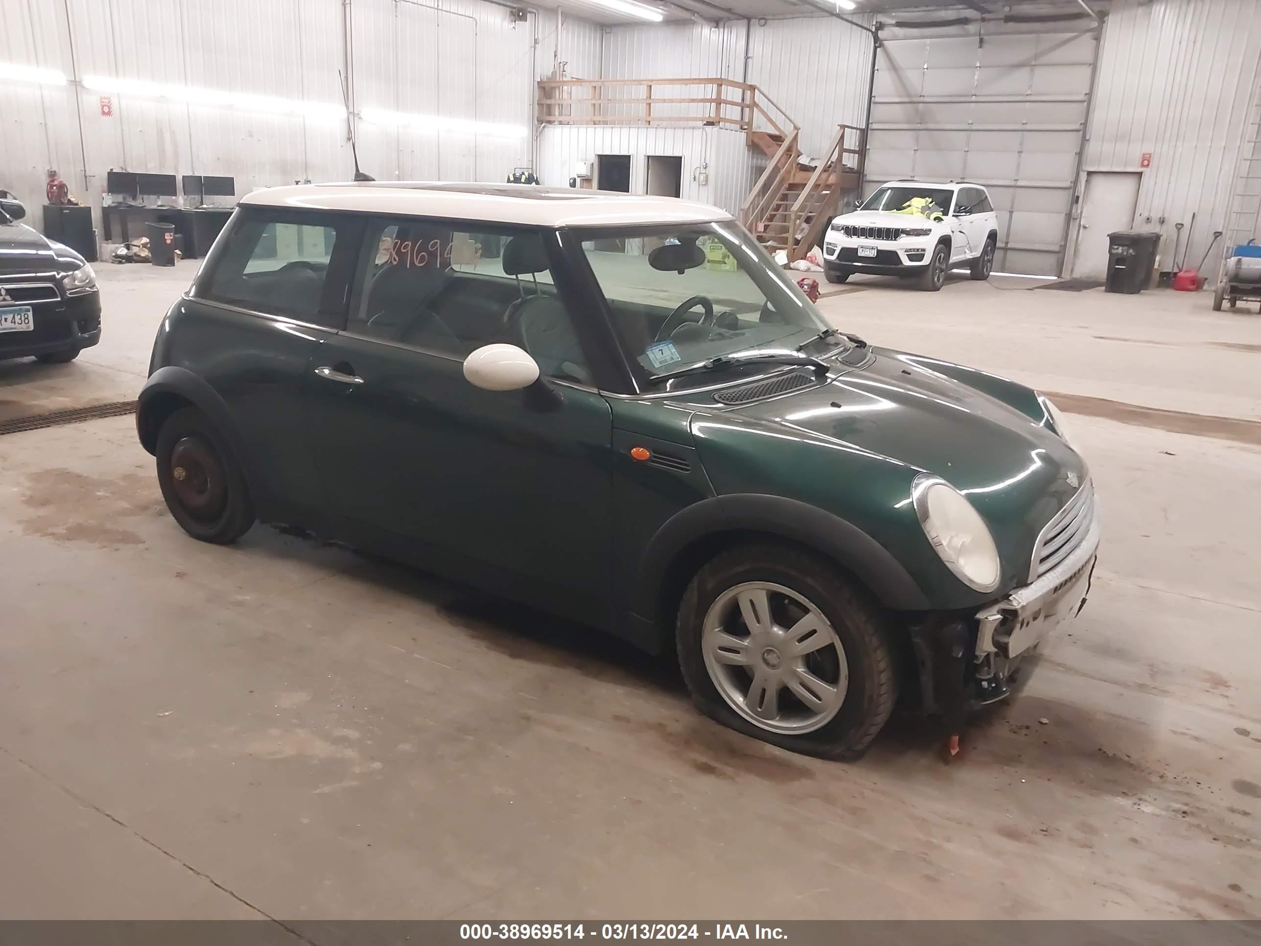 MINI COOPER 2006 wmwrc33596tk72350