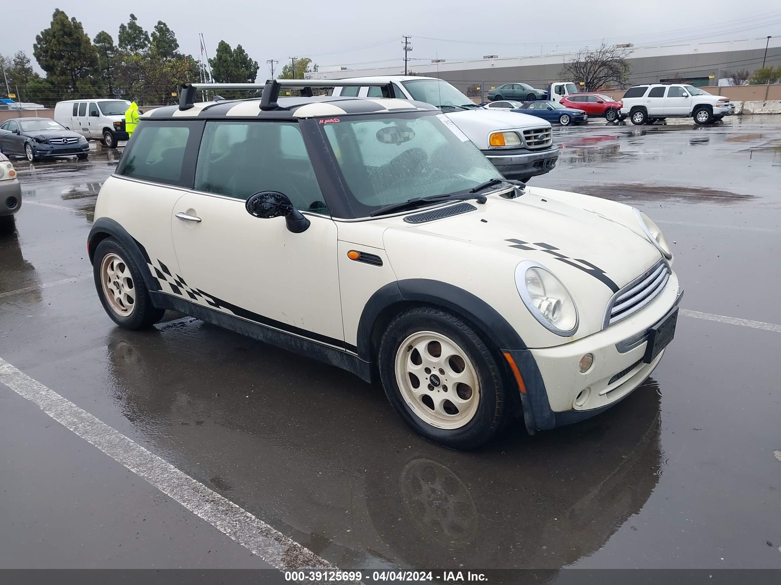 MINI COOPER 2005 wmwrc335x5tj70179