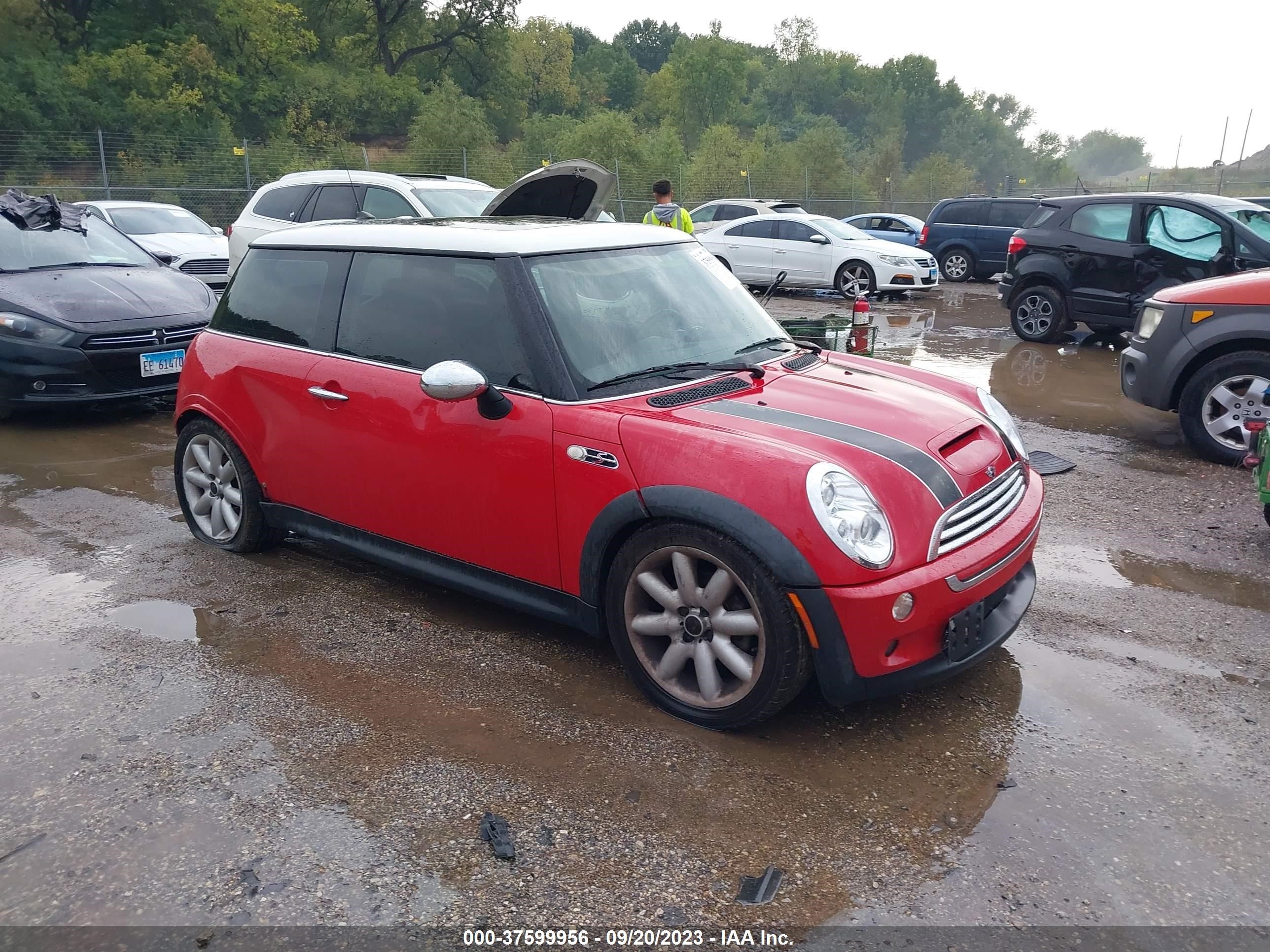 MINI COOPER 2005 wmwre33415td90704