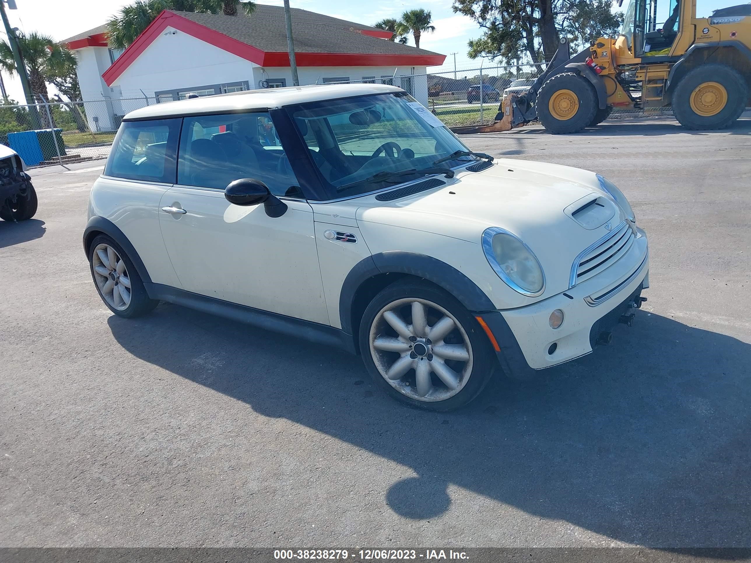 MINI COOPER 2004 wmwre33424td89110