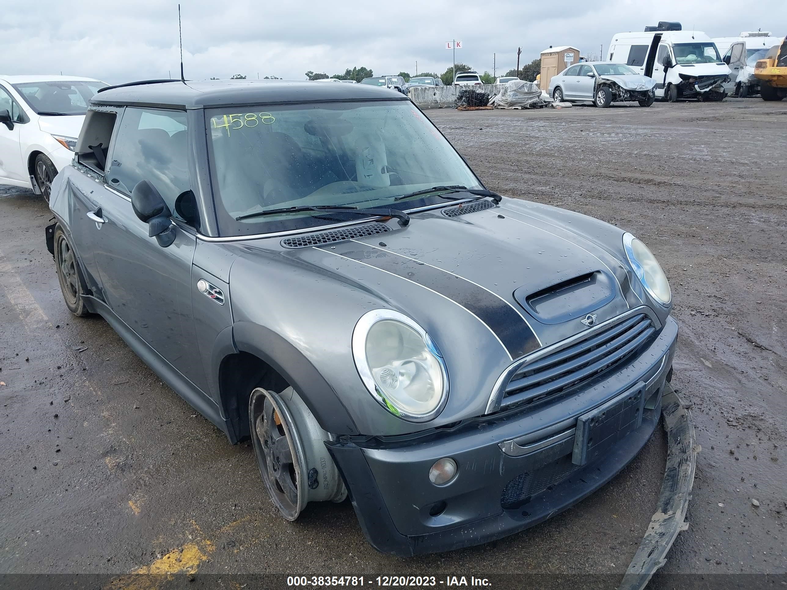 MINI COOPER 2003 wmwre33463td67402