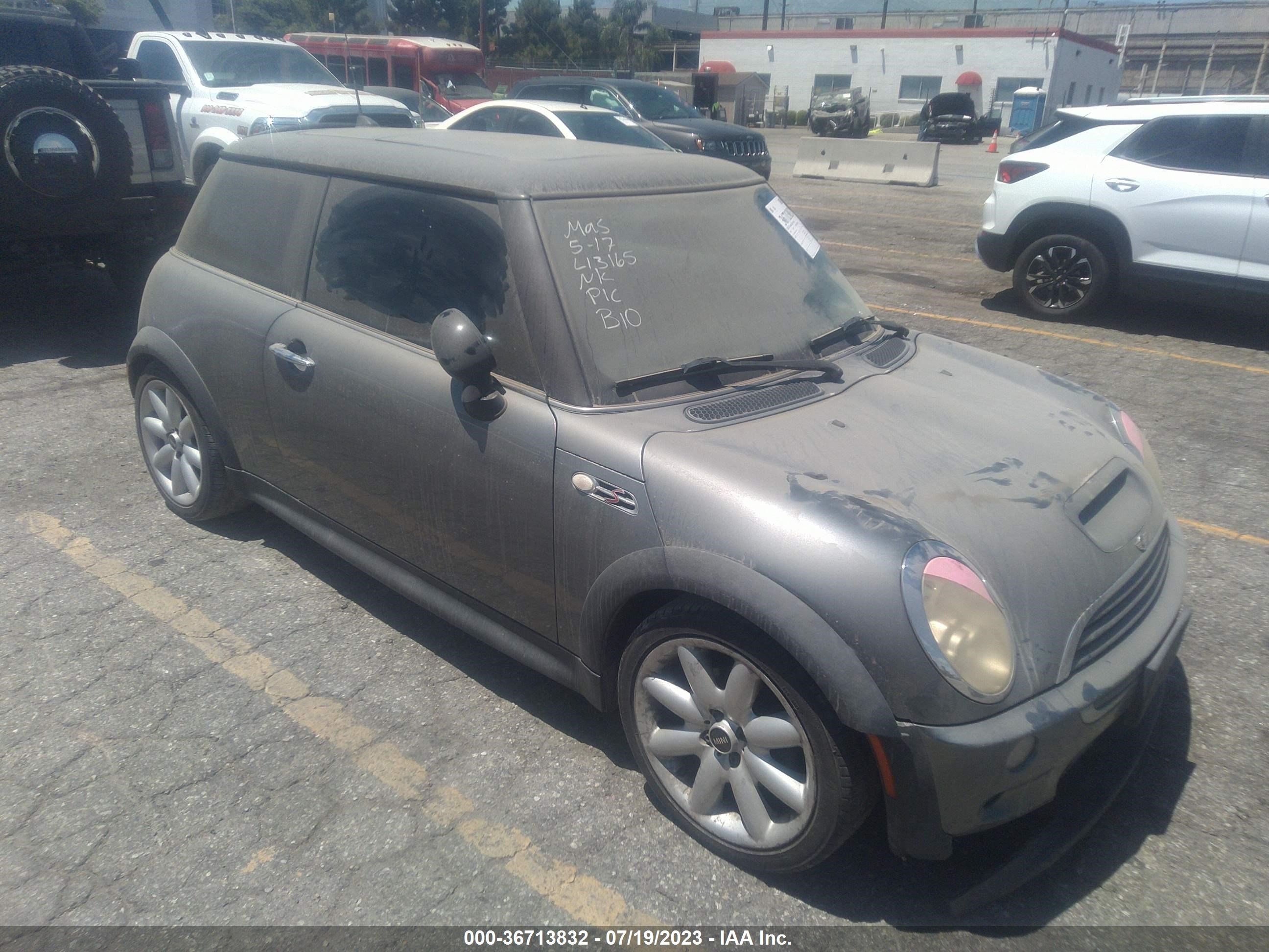 MINI HARD TOP 2005 wmwre33505tl13165