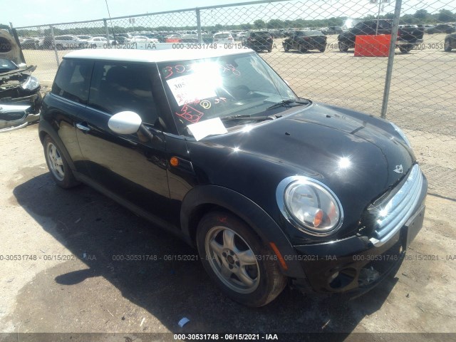 MINI COOPER HARDTOP 2011 wmwsu3c52bt095844