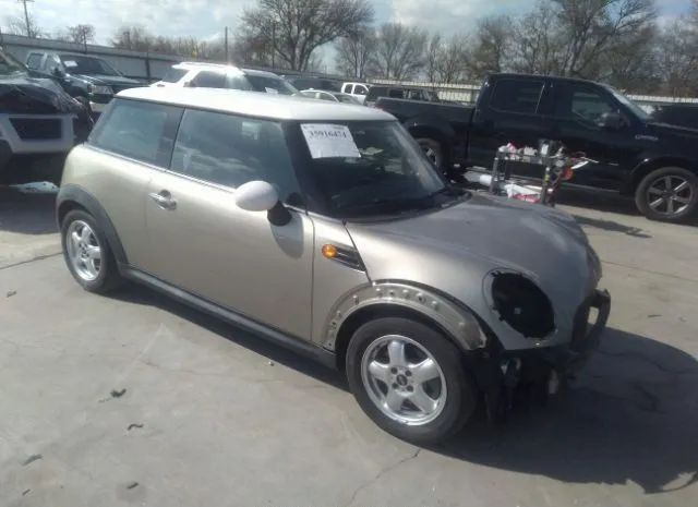 MINI COOPER HARDTOP 2011 wmwsu3c52btx97419