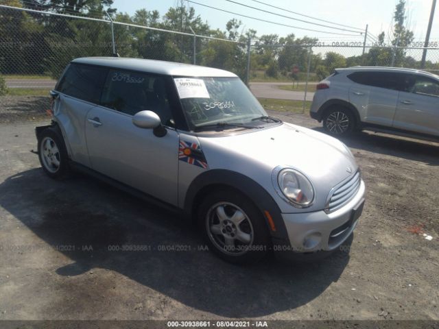 MINI COOPER HARDTOP 2011 wmwsu3c54btx96384