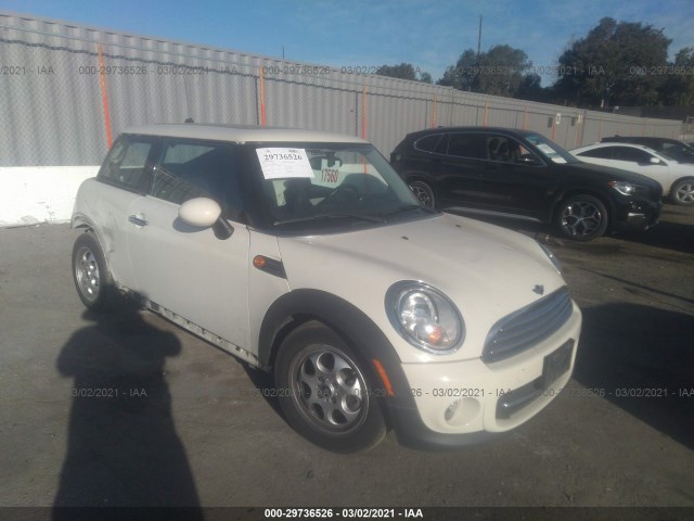 MINI COOPER HARDTOP 2013 wmwsu3c56dt370800