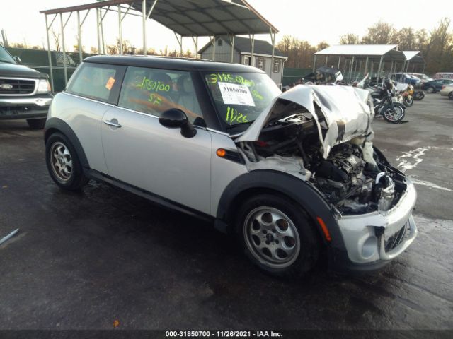 MINI COOPER HARDTOP 2013 wmwsu3c58dt685680