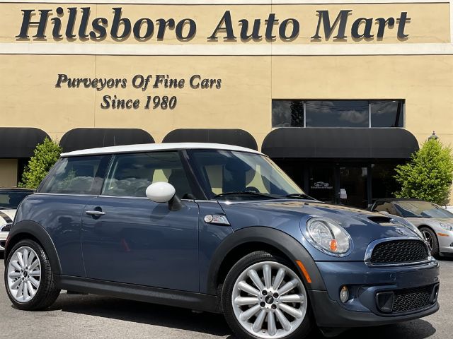 MINI COOPER HARDTOP 2011 wmwsv3c51bty21402