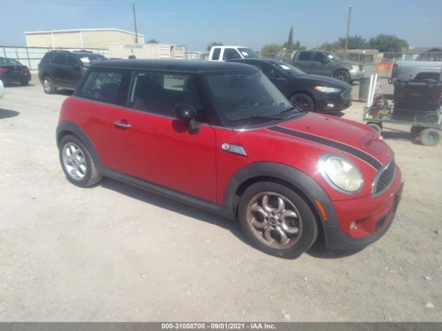 MINI COOPER HARDTOP 2011 wmwsv3c56bty20214