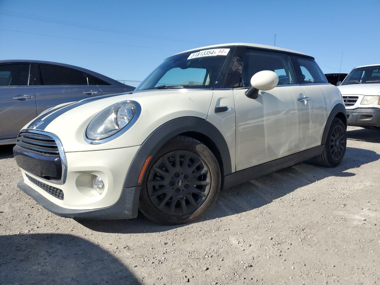 MINI COOPER 2018 wmwxp5c57j2g63263