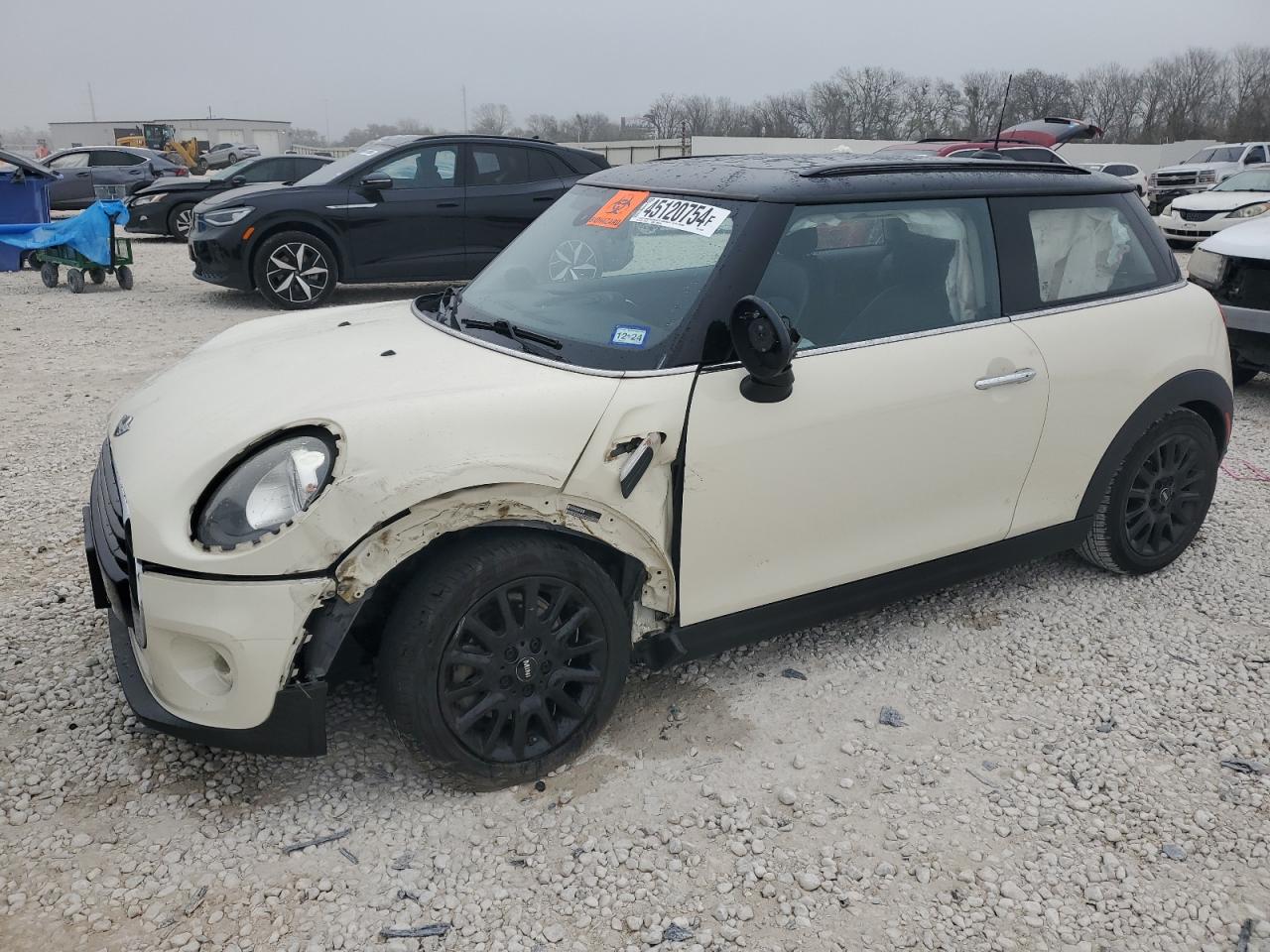 MINI COOPER 2018 wmwxp5c59j2g61353