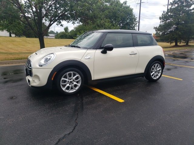 MINI HARDTOP 2 DOOR 2018 wmwxp7c57j2a47719