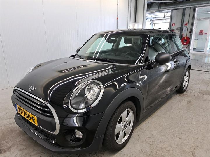 MINI MINI 2019 wmwxr11010tw52422