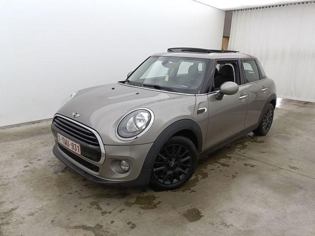 MINI 5D '14 2018 wmwxs510502e66242