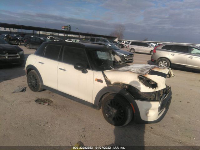 MINI COOPER HARDTOP 4 DOOR 2015 wmwxs5c55ft828207