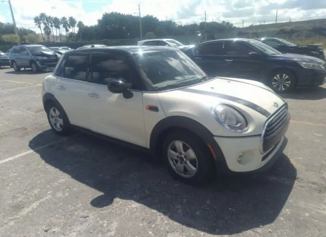 MINI COOPER HARDTOP 4 DOOR 2016 wmwxu1c52g2d09435