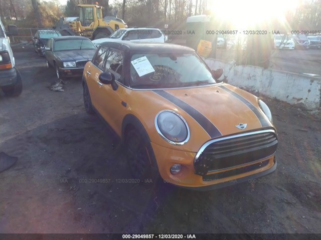 MINI COOPER HARDTOP 4 DOOR 2016 wmwxu1c56g2d10040