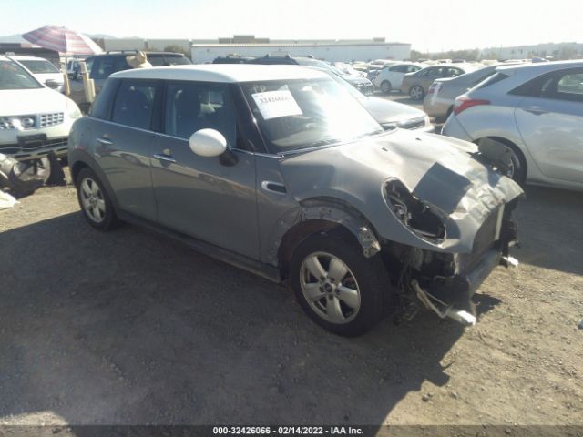 MINI HARDTOP 4 DOOR 2017 wmwxu1c58h2e18256