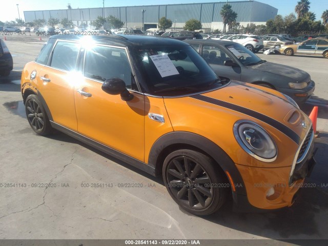 MINI HARDTOP 4 DOOR 2017 wmwxu3c33h2f48682