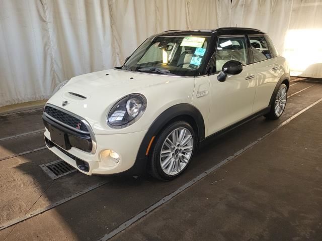 MINI HARDTOP 4 DOOR 2019 wmwxu3c53k2b65267