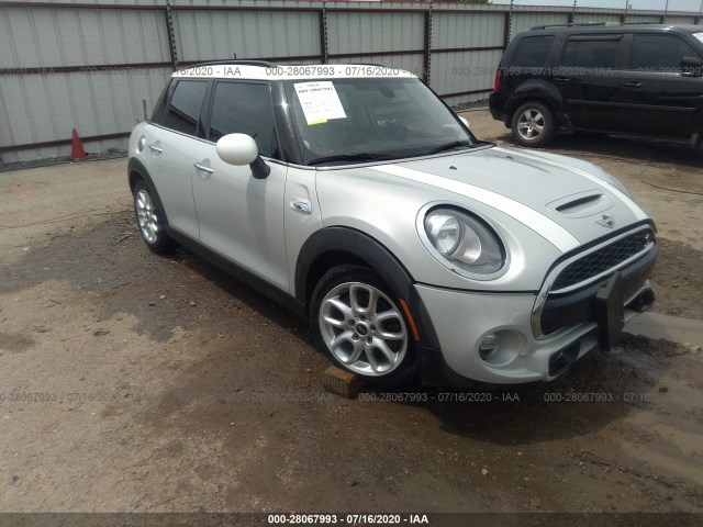 MINI COOPER HARDTOP 4 DOOR 2016 wmwxu3c54g2b66855