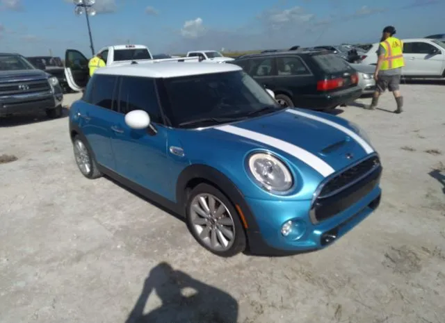 MINI HARDTOP 4 DOOR 2017 wmwxu3c59h2d32966