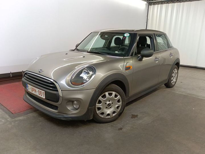 MINI 5D '14 2018 wmwxv11060tn63134