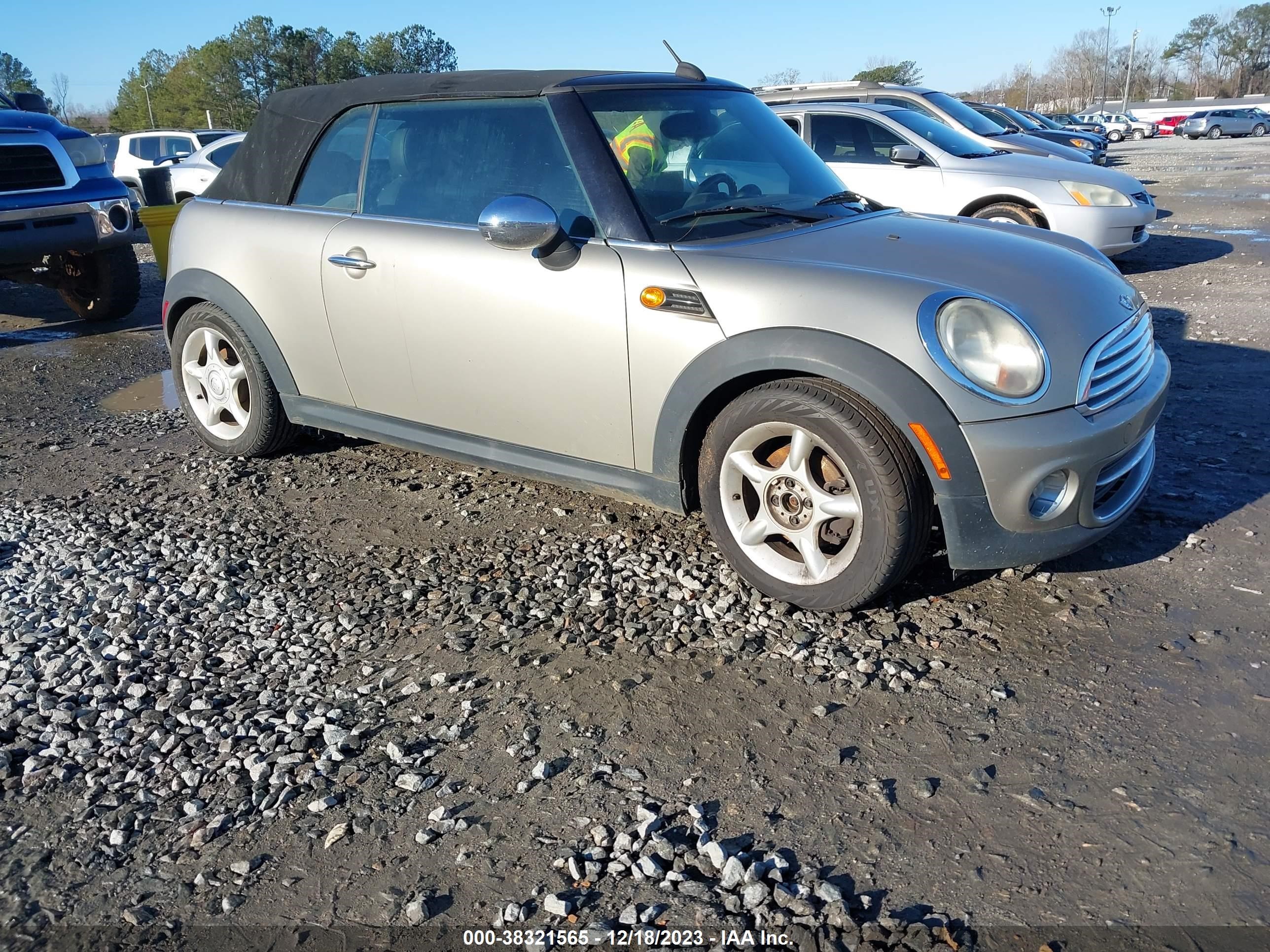 MINI COOPER 2011 wmwzn3c50btz78031