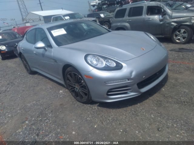 PORSCHE PANAMERA 2016 wp0aa2a73gl003623