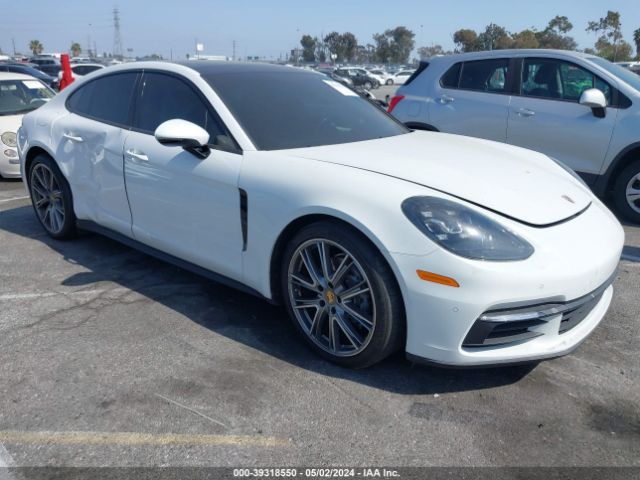 PORSCHE PANAMERA 2018 wp0aa2a76jl103917