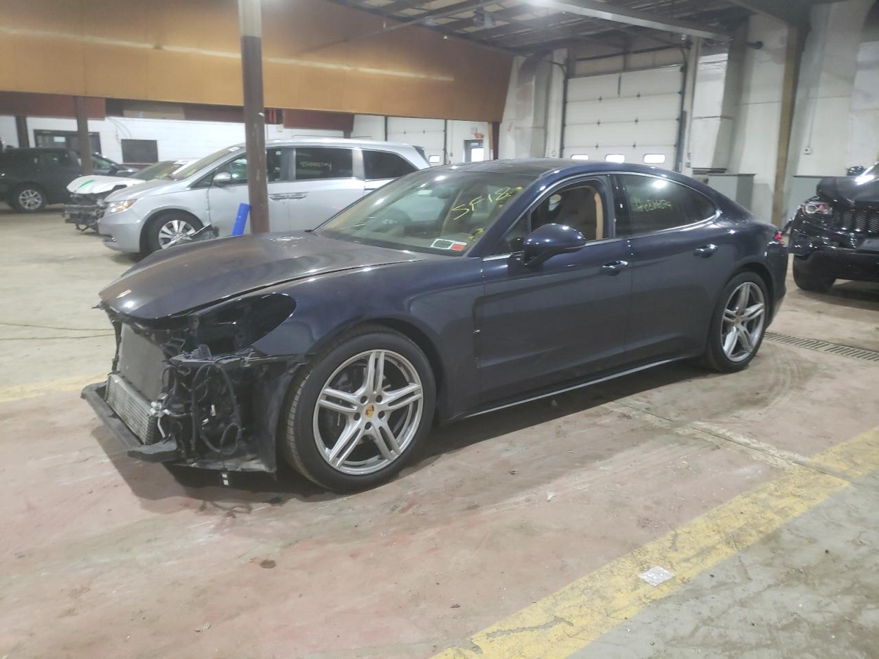 PORSCHE PANAMERA 2018 wp0aa2a76jl110270