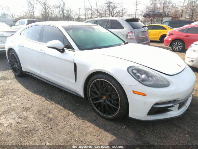 PORSCHE PANAMERA 2018 wp0aa2a78jl105359