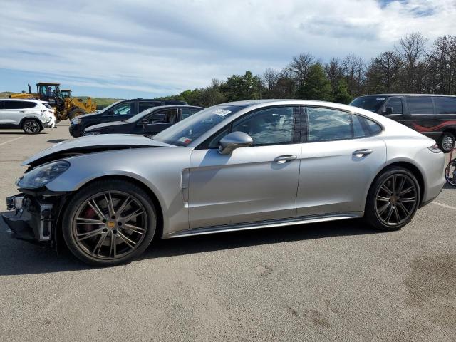 PORSCHE PANAMERA T 2018 wp0af2a76jl141133