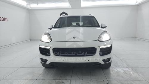 PORSCHE CAYENNE 2017 wp1aa2925hka86261