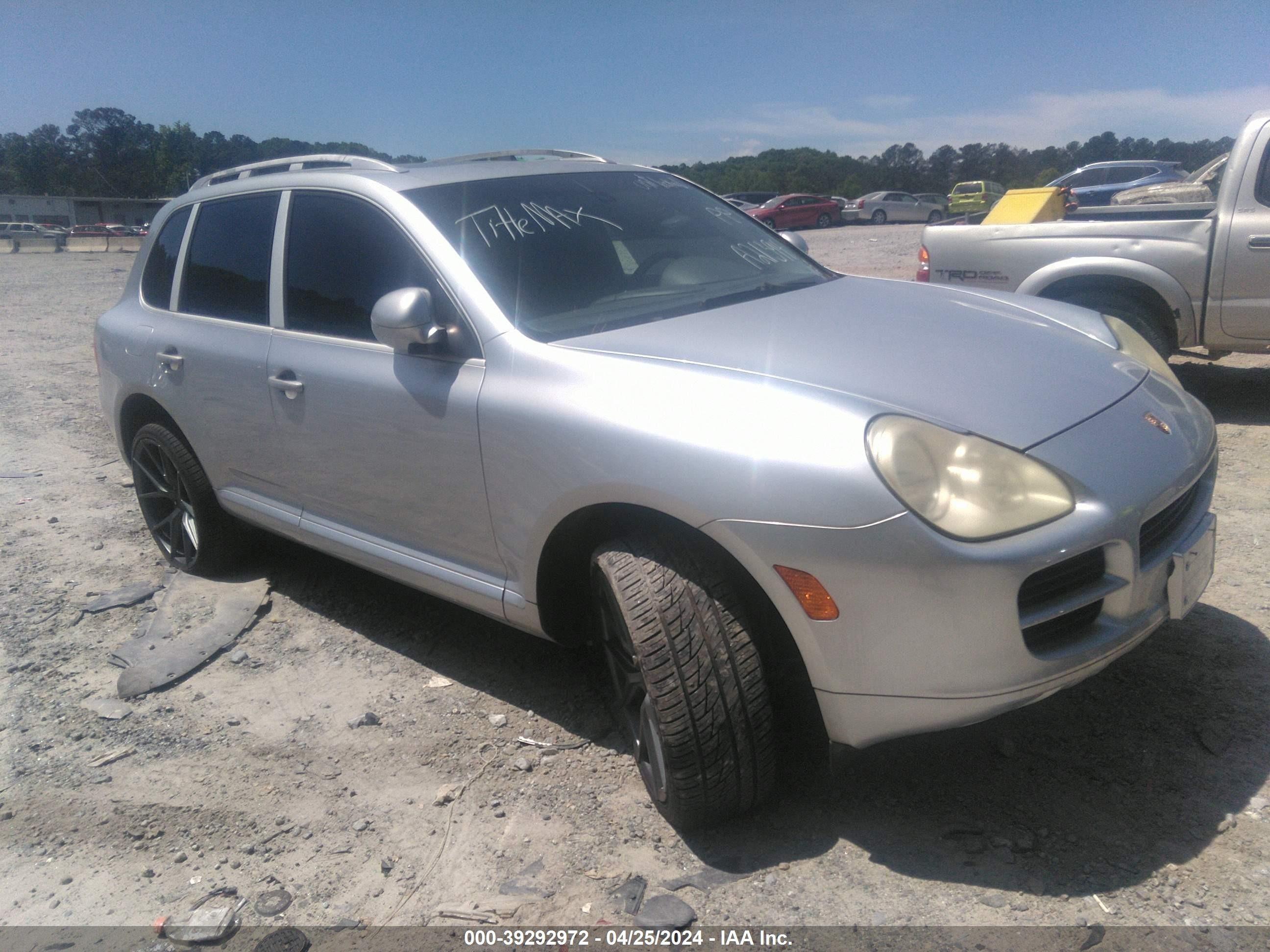 PORSCHE CAYENNE 2006 wp1aa29p36la21394