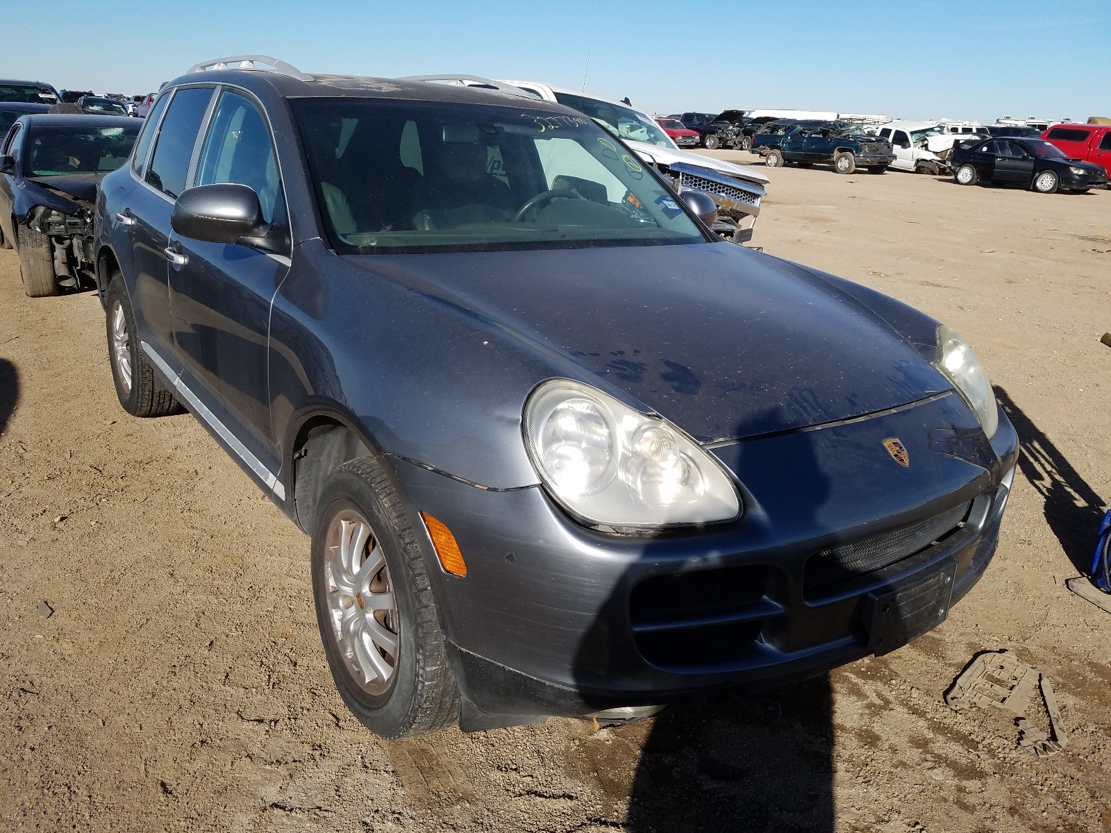 PORSCHE CAYENNE 2004 wp1aa29p74la20567